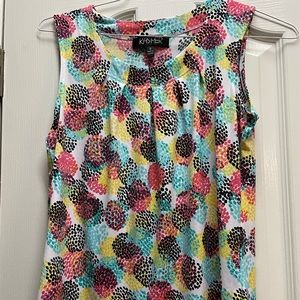 Like NEW. Kasper sleeveless top. Excellent condition